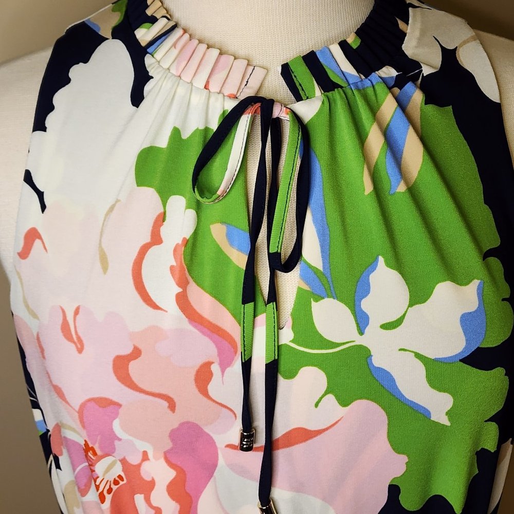 SOLD NWT Women's Tommy Hilfiger Floral Vacation Summer Dress Size 10  Sleeveless